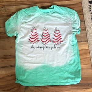 Gildan Green and White Christmas Tree Tee